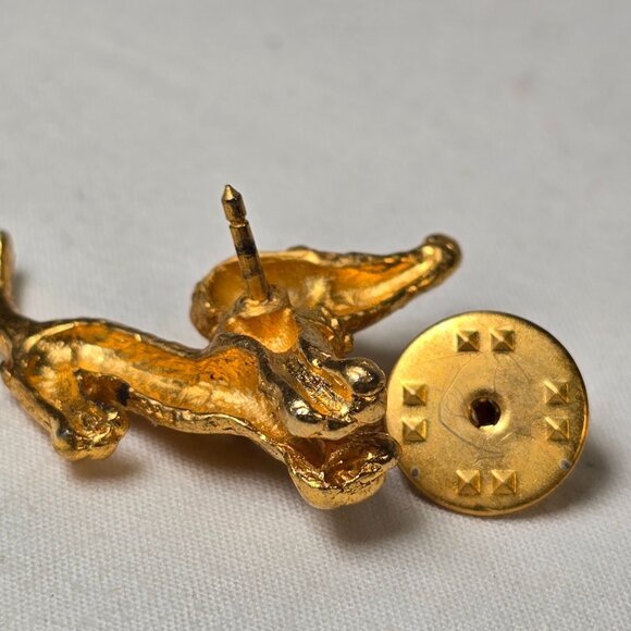 Vintage Gold Tone Dachshund Dog Lapel Pin Tie Tack Rhinestone Eyes Puppy Brooch - Picture 6 of 11